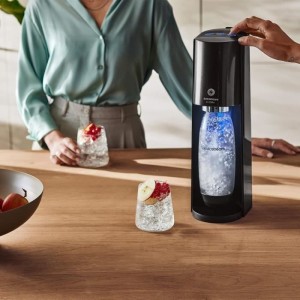 Machine a soda et eau pétillante - SODASTREAM - E-TERRA - 1 bouteille compatible lave-vaisselle - 1 recharge de gaz 60L - Noir