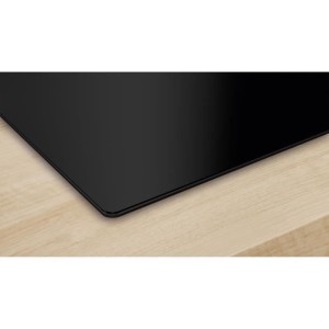 Table induction 60cm - BOSCH PUJ611BB5E SER4 Noir - 3 foyers - L592xP522 mm