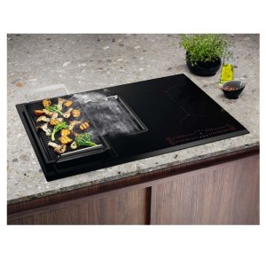 Electrolux 78cm Induktionskochfeld mit 4 Brennern, 7350W, schwarz - KCC83443
