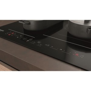 HOTPOINT HB2760BNE - Induktionskochfeld - 3 Zonen - 7200 W insgesamt - L 59 cmX T 51 cm - Schwarz