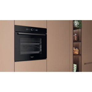 Four encastrable - Pyrolyse - HOTPOINT - HA4S80PM0BA - Noir - Porte froide - 73 L - 59,5 x 56,4 x 59,5 cm