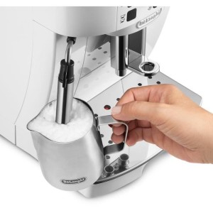Espresso mit Bohnenmühle - DELONGHI - Magnifica S ECAM22.110.W - 1,8 L - 250 g - 15 bar - 1450 W - Silber und Schwarz
