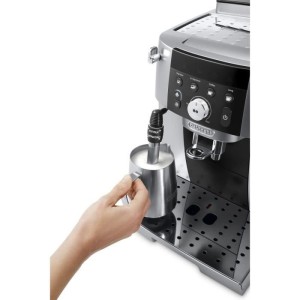 Delonghi Shredder Espressomaschine - Magnificas Smart - Edelstahl
