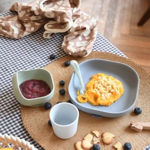 BEABA Silikon Mahlzeit Set 4 Stück - Dschungel