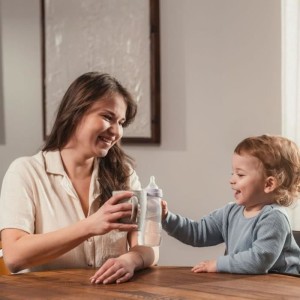 Biberon - MAM BABY - Easy Active - +6 mois - 330 ml - Tétine débit X - Lilas