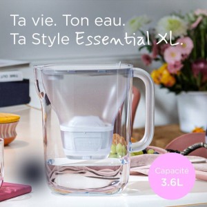 Carafe filtrante BRITA - Style Essential XL blanche - Capacité 3,6L dont 2,3L d'eau filtrée - 1 filtre MAXTRA PRO PURE PERFORM