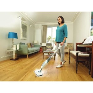 BLACK+DECKER FSM1615-QS - Balai vapeur multi-surfaces 300W - Temps de chauffe : 20 s - Câble 6M - 350 ml - 2 accessoires