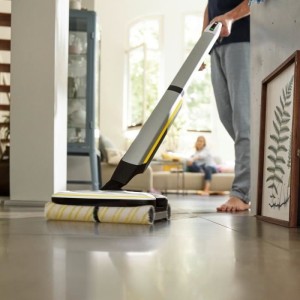 KARCHER FC7 - Nettoyeur de Sols sans fil 2 en 1 - 3 modes de Nettoyage - Auto-Nettoyage Des Rouleaux
