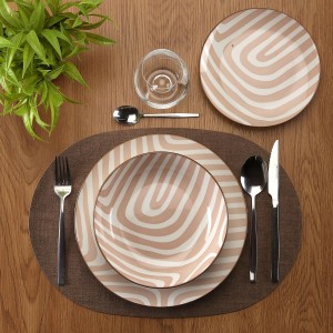 Assiettes Versa Denali Beige Porcelaine |  Assiettes, plats et plat...