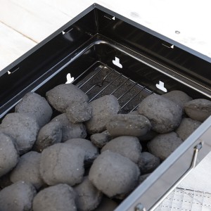 Folding Portable Barbecue for use with Charcoal BearBQ InnovaGoods ...