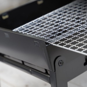 Folding Portable Barbecue for use with Charcoal BearBQ InnovaGoods ...