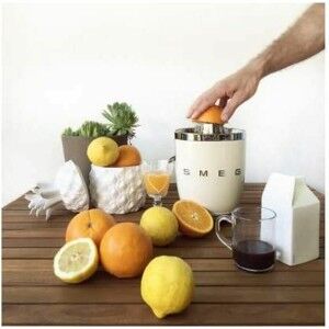 Electric Juicer Smeg CJF11CREU 70 W |  Juicers   | Chef Up
